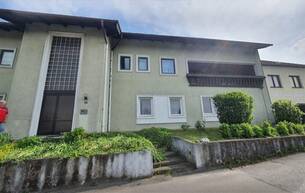 Anlage Häuser Großzügige Haushälfte mit Garten, Balkonen, Garage und Carports nahe St. Pölten 3385 Prinzersdorf