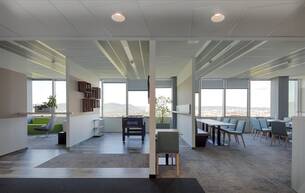 Gewerbe Büro/Praxis Saturn Tower - Büroflächen zu mieten 1220 Wien