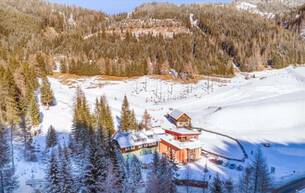 Gewerbe Hotel Charmantes 3-Sterne-Familienhotelin idyllischer schneesicherer Lage in Kärnten – sofort betriebsbereit 9862 Kremsbrücke