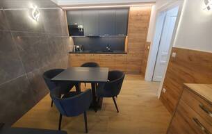 Anlage Wohnung Top sanierte & neu möblierte Wohnung mit Terrasse und großem Garten 1140 Wien Anlage Wohnung Top sanierte & neu möblierte Wohnung mit Terrasse und großem Garten 1140 Wien