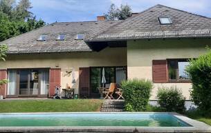 Wohnen Villa GROSSES EF-HAUS MIT POOL, TENNISPLATZ (BAULANDWIDMUNG) UND ZWEI GARAGEN 3021 Pressbaum