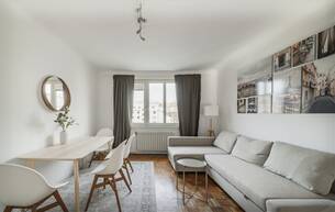 Wohnen Wohnung Charmante 2-Zimmer-Wohnung in begehrter Lage des 17. Bezirks – Voll möbliert! 1170 Wien
