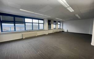 Gewerbe Büro/Praxis Bürofläche in Inzersdorf zu mieten 1230 Wien