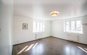 Wohnen Wohnung Helle 3,5-Zimmer-Wohnung nahe Hauptbahnhof – ideal für WG oder Familie 1100 Wien Wohnen Wohnung Helle 3,5-Zimmer-Wohnung nahe Hauptbahnhof – ideal für WG oder Familie 1100 Wien