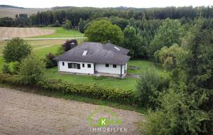 Wohnen Häuser E I N Z E L L A G E !!! Wohnhaus mit traumhaften Garten 3532 Rastenfeld