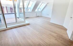 Anlage Wohnung LETZTE Wohnung - Schnell sein! Leistbare Familien-Wohnung im Dachgeschoss! Toll aufgeteilt + Zentrumsnah + 3 Zimmer mit Terrasse + Frisch saniert + Hauseigene Tiefgarage! Besser geht es nicht.... 1180 Wien Anlage Wohnung LETZTE Wohnung - Schnell sein! Leistbare Familien-Wohnung im Dachgeschoss! Toll aufgeteilt + Zentrumsnah + 3 Zimmer mit Terrasse + Frisch saniert + Hauseigene Tiefgarage! Besser geht es nicht.... 1180 Wien