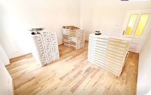 Anlage Wohnung Neuer Preis! Frisch sanierte Kleinwohnung - Hier will ich leben! Traumhaft saniertes Altbauhaus + Hofseitiger und riesiger Allgemeingarten + Lebensqualität + Luftwärmepumpe! Jetzt zugreifen! 1210 Wien Anlage Wohnung Neuer Preis! Frisch sanierte Kleinwohnung - Hier will ich leben! Traumhaft saniertes Altbauhaus + Hofseitiger und riesiger Allgemeingarten + Lebensqualität + Luftwärmepumpe! Jetzt zugreifen! 1210 Wien