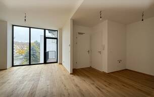 Wohnen Wohnung HERBSTAKTION - NEUE PREISE | 2-Zimmer Altbauwohnung mit großzügiger Verglasung und südseitigem Innenhofbalkon| Fernwärme 1150 Wien