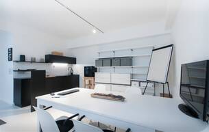 Gewerbe Büro/Praxis ANLAGE IN STOCKERAU - BÜRO/PRAXIS/STUDIO MIT KÜCHENZEILE UND BADEZIMMER 2000 Stockerau