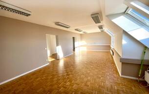 Gewerbe Büro/Praxis Neuwertige Büroflächen in guter Lage des 23. Bezirks zu mieten 1230 Wien Gewerbe Büro/Praxis Neuwertige Büroflächen in guter Lage des 23. Bezirks zu mieten 1230 Wien