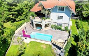 Gewerbe Häuser RIESIGER POOLBEREICH MIT AUSBLICK ÜBER GRAZ!! Exklusives Einfamilienhaus in Eggenberg mit Pool, XXL-Terrasse & Traumgarten – Ihre private Oase in Graz! 8020 Graz