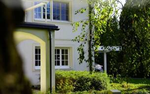 Wohnen Einfamilienhaus Exklusives Wohnen in Oberrohrbach – Traumhafter Ausblick & Weingartenlage 2105 Oberrohrbach