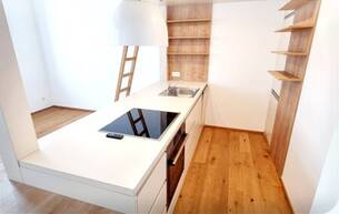 Anlage Wohnung Hoch hinaus mit Ihrer Investition – DG-Neubau in Traumlage! WOW! Die perfekte City-Wohnung mit der U-Bahn um´s Eck! Beste öffentliche Anbindung + Wunderschönes Altbauhaus + TOP Infrastruktur! Jetzt zugreifen! 1050 Wien