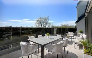 Anlage Wohnung Jetzt sichern: Premium-Dachgeschoßwohnung am Wasser! Perfekt geschnittene 4-Zimmer-Dachgeschoßwohnung in hochwertigem Neubau! Sofort bezugsbereit! 1210 Wien