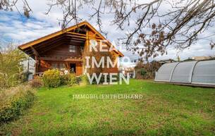 Wohnen Häuser Charmantes Eigenheim mit Pool und stilvollen Details 1220 Wien