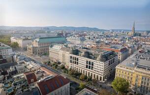 Wohnen Wohnung Sky Living: Großzügige Dachwohnung mit 2 Terrassen & Glaskuppel an der Ringstraße 1010 Wien