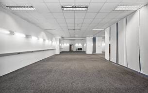 Gewerbe Einzelhandel 211m² Geschäftslokal/Büro-Lager Kombination mit ebenerdiger Zufahrt | Ladezone direkt vorm Lokal 2351 Wiener Neudorf