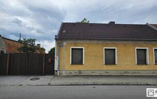 Wohnen Häuser Sanierungsbedürftiges Wohnhaus | 1.117 m² Eigengrund | Altbau mit Zubau aus 2008 | ca. 86 m² Nutzfläche | Gaszentralheizung | Untersiebenbrunn - Freundschaftsgasse 2284 Untersiebenbrunn