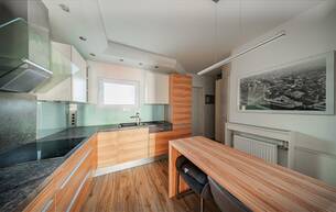 Wohnen Wohnung HELLE WOHLFÜHLOASE IN SIMMERING 1110 Wien