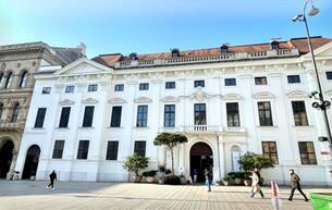 Gewerbe Büro/Praxis Repräsentative Büroetage im Herzen Wiens zu mieten: Arbeiten im geschichtsträchtigen Palais Harrach 1010 Wien