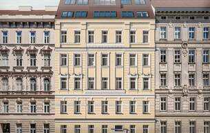 Wohnen Wohnung Baugenehmigter Rohdachboden! Bestlage Nahe Servitenviertel! 1090 Wien