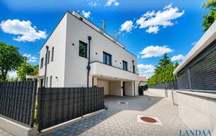 Anlage Reihen/Doppelhaus ++NEU++ Moderne Doppelhaushälfte mit Eigengarten, Terrasse in attraktiver Lage von Stockerau! Hochwertige Ausstattung! 2000 Stockerau