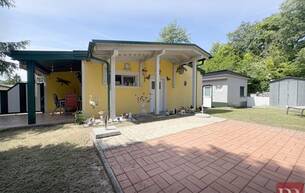 Wohnen Häuser Entzückendes Ferienhaus in traumhafter Ruhelage auf Pachtgrund 2443 Loretto