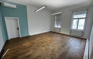 Gewerbe Büro/Praxis Altbaubüro zu unschlagbaren EUR 12,60 pro m2 in super Lage 1090 Wien