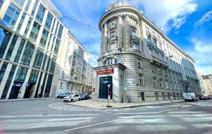 Gewerbe Büro/Praxis Repräsentative Bürofläche mit Balkon im historischen Palais Fanto zu mieten 1030 Wien