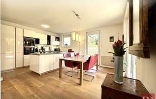 Wohnen Wohnung Moderne 4-Zimmer-Gartenwohnung mit 190m² Eigengarten und Carport in Klosterneuburg 3400 Klosterneuburg