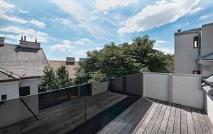 Wohnen Wohnung Erstbezug mit hofseitigem Balkon! Vollsanierte Jahrhundertwendeliegenschaft mit Luftwärmepumpe 1180 Wien