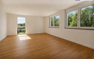 Anlage Wohnung Welch herrlicher Blick ins Grüne!! Eine Ruheoase mit 4 Zimmer und kleiner Terrasse. 2301 Groß-Enzersdorf