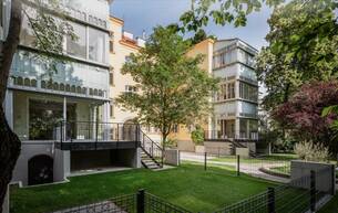 Wohnen Wohnung Wohnen am Schlosspark mit eigenem Garten | luxuriöses Altbaujuwel mit privatem Weinkeller 1130 Wien Wohnen Wohnung Wohnen am Schlosspark mit eigenem Garten | luxuriöses Altbaujuwel mit privatem Weinkeller 1130 Wien