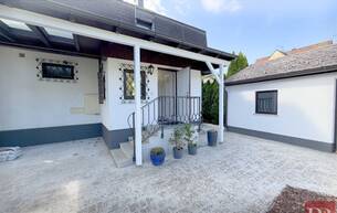 Wohnen Einfamilienhaus Einfamilienhaus mit traumhaften Garten, Pool & Sauna 3400 Kierling