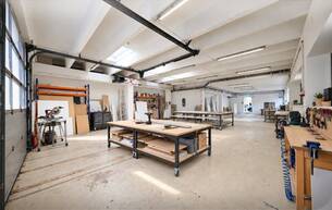 Gewerbe Lager 160m² ebenerdige Produktionsfläche mit Sektionaltor | ab sofort | modernes Betriebsgelände 2100 Korneuburg Gewerbe Lager 160m² ebenerdige Produktionsfläche mit Sektionaltor | ab sofort | modernes Betriebsgelände 2100 Korneuburg