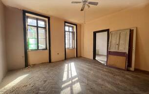 Wohnen Wohnung Unsaniert & einzigartig – Altbaujuwel mit Potenzial 1050 Wien Wohnen Wohnung Unsaniert & einzigartig – Altbaujuwel mit Potenzial 1050 Wien