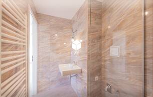 Wohnen Wohnung Sonnige 3-Zimmer-Wohnung ~ Nähe Park & Matzleinsdorfer Platz ~ Top Lage, vermietet bis Dezember 2027 mit 4% Rendite! 1100 Wien Wohnen Wohnung Sonnige 3-Zimmer-Wohnung ~ Nähe Park & Matzleinsdorfer Platz ~ Top Lage, vermietet bis Dezember 2027 mit 4% Rendite! 1100 Wien