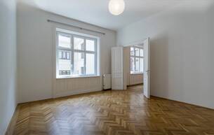 Wohnen Wohnung Hofruhelage! Zwei-Zimmer-Altbau mit Balkonoption 1060 Wien Wohnen Wohnung Hofruhelage! Zwei-Zimmer-Altbau mit Balkonoption 1060 Wien