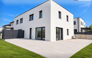 Anlage Häuser RAUS AUS WIEN. REIN INS EIGENE HAUS! 181 m² Wohn-/Nutzfläche, XXL-Terrasse & großer Garten – JETZT BESICHTIGUNG SICHERN! 2120 Wolkersdorf im Weinviertel Anlage Häuser RAUS AUS WIEN. REIN INS EIGENE HAUS! 181 m² Wohn-/Nutzfläche, XXL-Terrasse & großer Garten – JETZT BESICHTIGUNG SICHERN! 2120 Wolkersdorf im Weinviertel
