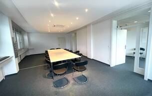 Gewerbe Büro/Praxis Modernes Büro direkt an der U4 zu mieten1130 Wien