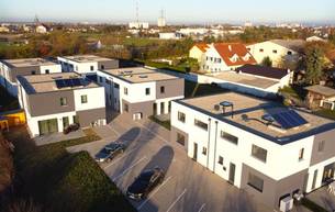 Wohnen Wohnung Provisionsfrei! Jungfamilien aufgepasst -leistbarer Haustraum mit Garten und einem Abstellplatz mit guter Verbindung zur Autobahn 2700 Wiener Neustadt